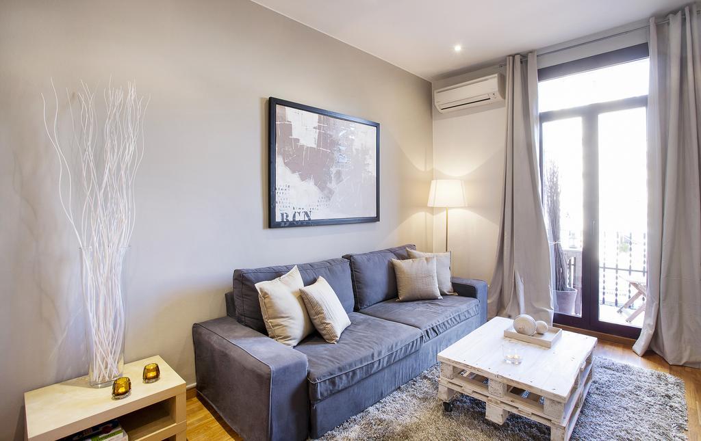 Apartments Barcelona & Home Deco Viladomat Εξωτερικό φωτογραφία