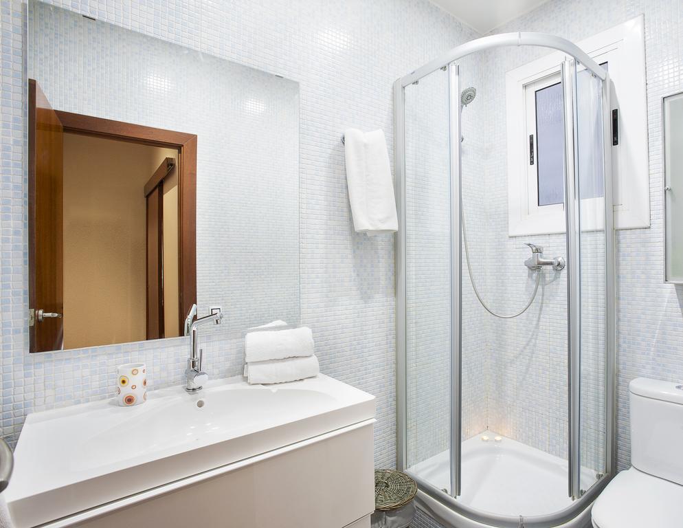 Apartments Barcelona & Home Deco Viladomat Εξωτερικό φωτογραφία