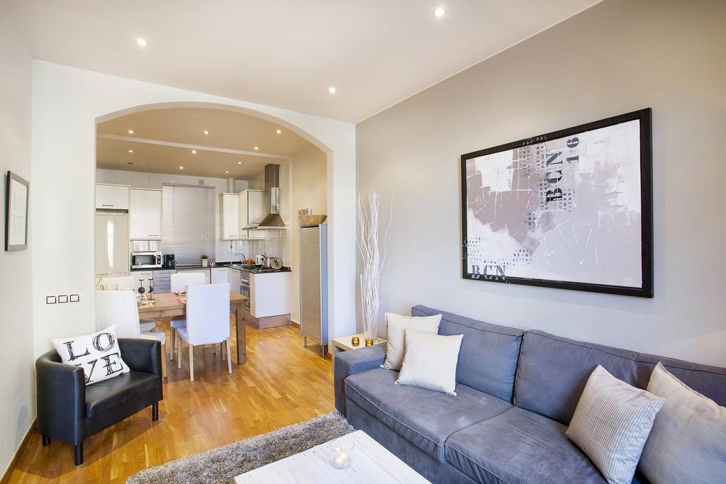 Apartments Barcelona & Home Deco Viladomat Εξωτερικό φωτογραφία