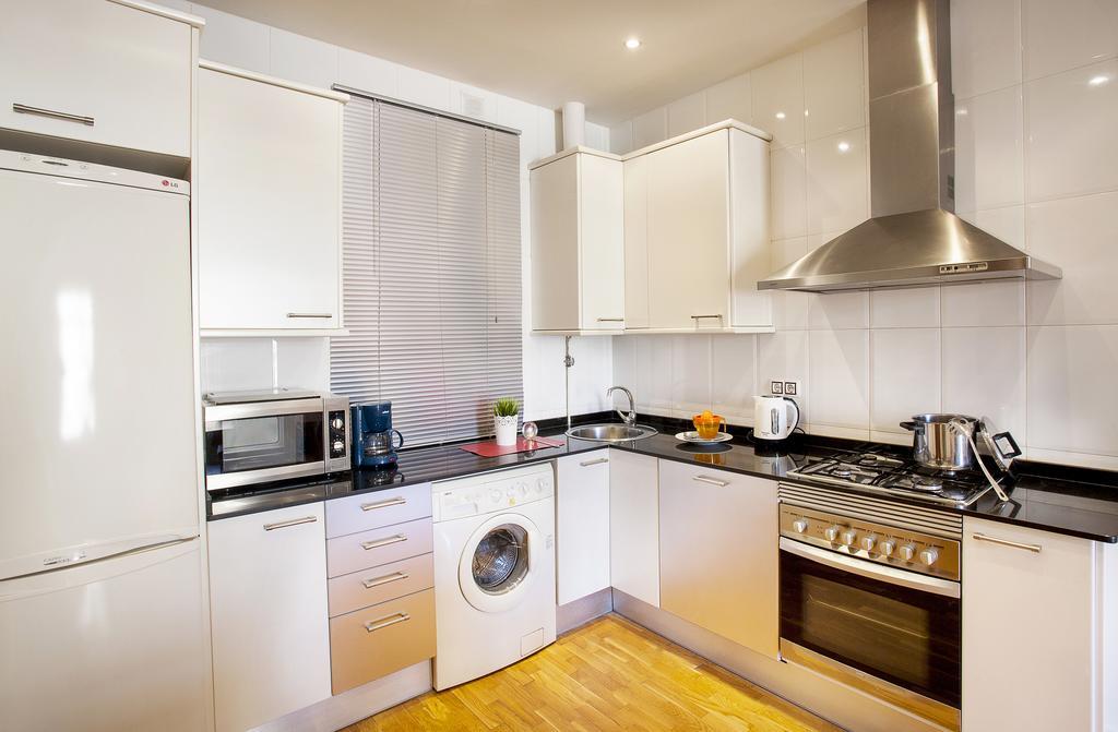 Apartments Barcelona & Home Deco Viladomat Εξωτερικό φωτογραφία