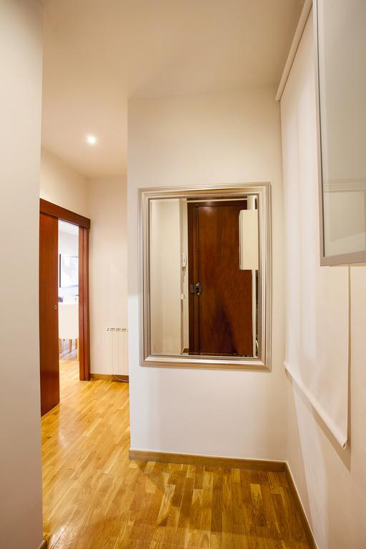Apartments Barcelona & Home Deco Viladomat Εξωτερικό φωτογραφία